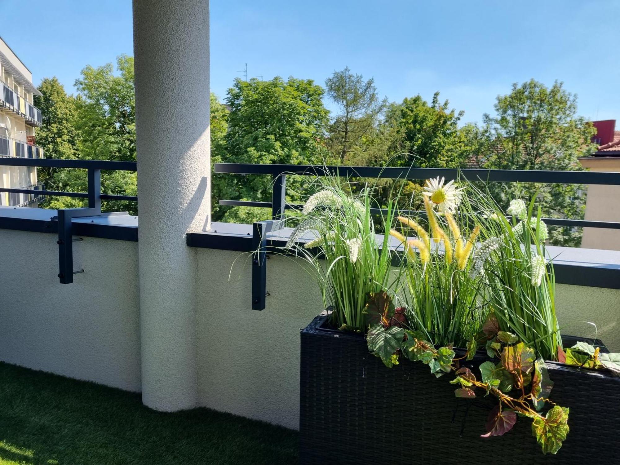 Aparthotel Bukowa Tychy Dış mekan fotoğraf
